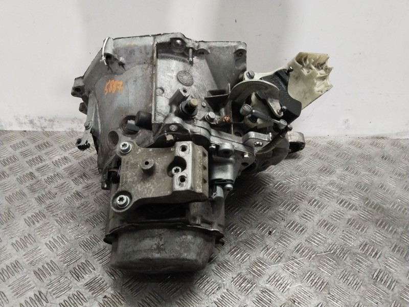 Recambio de caja cambios para citroën c3 picasso collection referencia OEM IAM 20DP77  