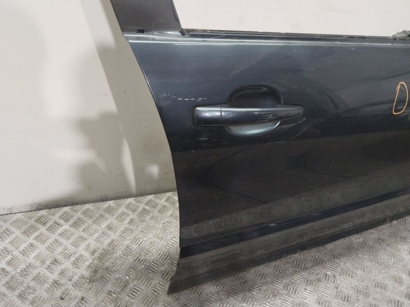 Recambio de puerta delantera derecha para peugeot 308 sw envy referencia OEM IAM 9004CC  NEGRO