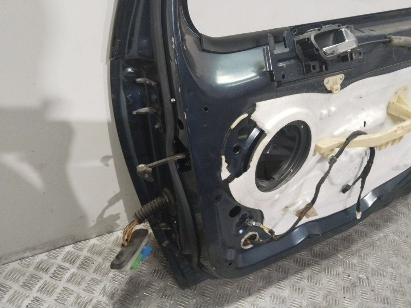 Recambio de puerta delantera derecha para peugeot 308 sw envy referencia OEM IAM 9004CC  NEGRO