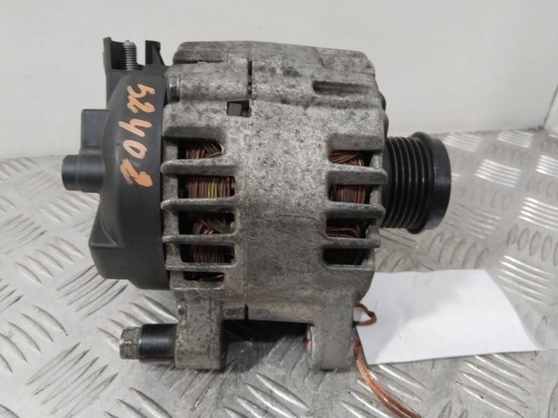 Recambio de alternador para ford focus iii 1.6 tdci referencia OEM IAM 30659390  
