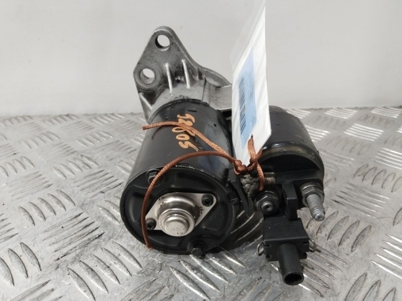 Recambio de motor arranque para volkswagen golf iv (1j1) 1.6 16v referencia OEM IAM 020911023T  