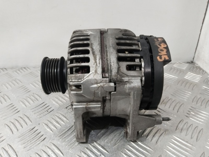 Recambio de alternador para seat leon (1m1) 1.6 16 v referencia OEM IAM 028903028D  