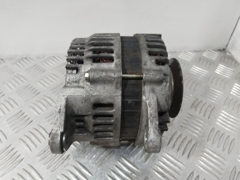 Recambio de alternador para nissan almera tino (v10) 2.2 dci referencia OEM IAM 23100BN300  