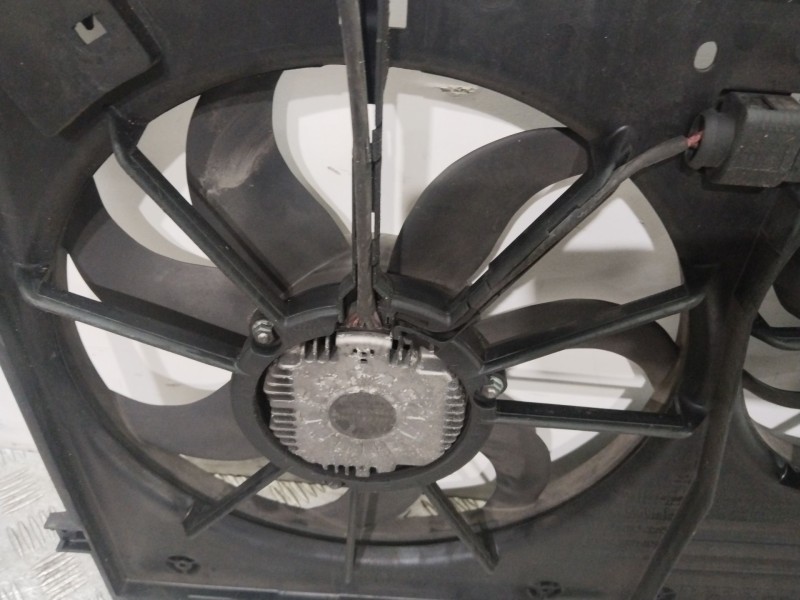 Recambio de electroventilador para seat leon (1p1) 2.0 tdi 16v referencia OEM IAM 1K0121207A  