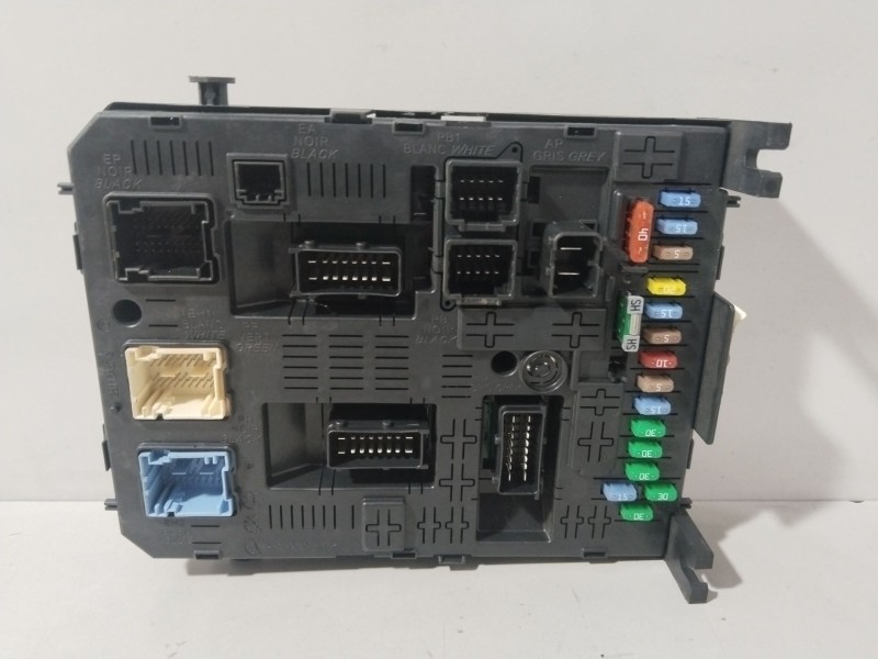 Recambio de caja reles / fusibles para peugeot 5008 (0u_, 0e_) 1.6 16v referencia OEM IAM 9664059080  