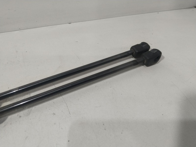 Recambio de amortiguadores maletero / porton para opel astra h gtc (a04) 1.6 (l08) referencia OEM IAM 13220159  