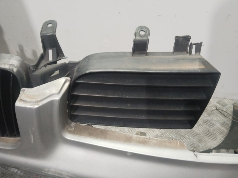 Recambio de paragolpes delantero para seat leon (1m1) 1.9 tdi referencia OEM IAM 1M0807217AM  PLATA