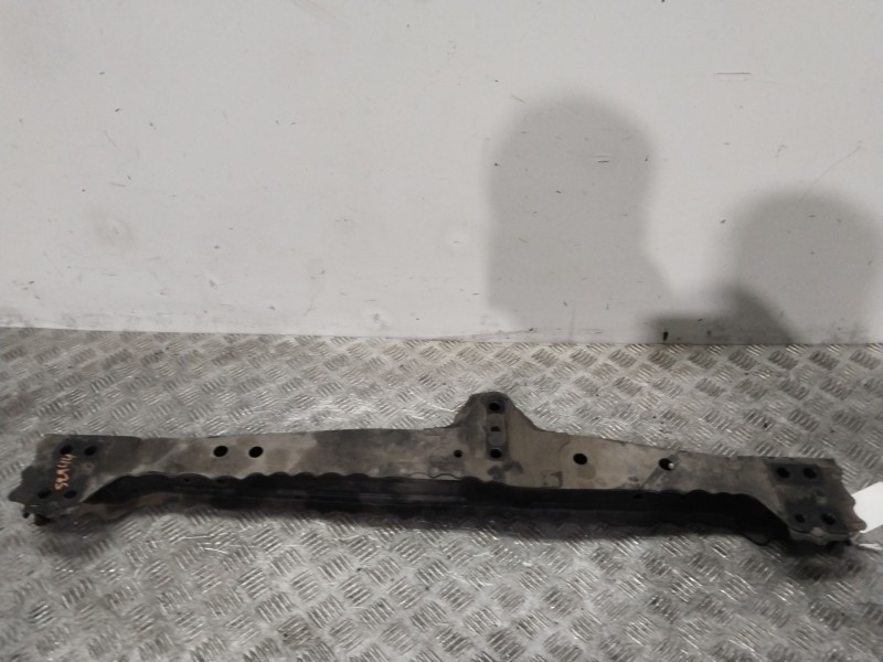 Recambio de travesaño inferior para toyota prius (_w3_) 1.8 hybrid (zvw3_) referencia OEM IAM 5710447020  