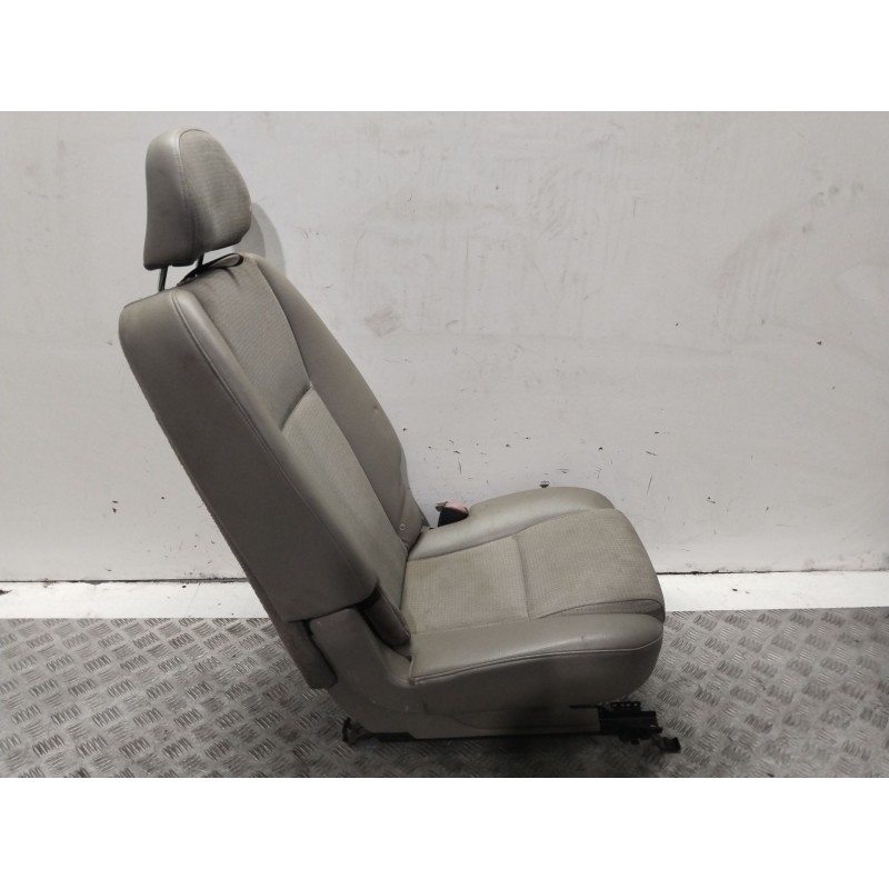 ASIENTO TRASERO DERECHO  - imagen 2