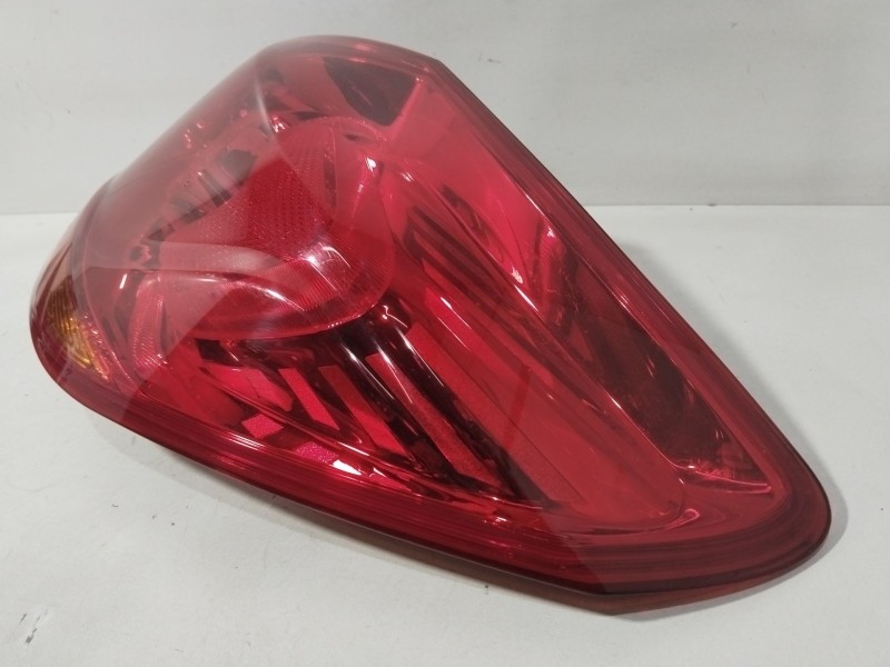 Recambio de piloto trasero derecho para opel astra j (p10) 1.7 cdti (68) referencia OEM IAM 1090098  