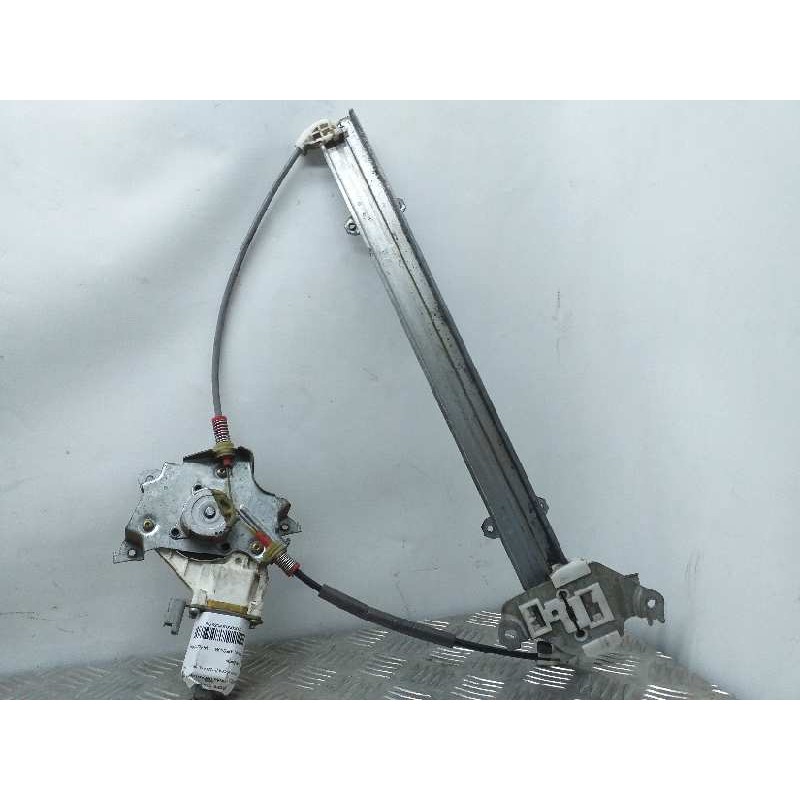 ELEVALUNAS DELANTERO DERECHO 80700BC40B  - imagen 1