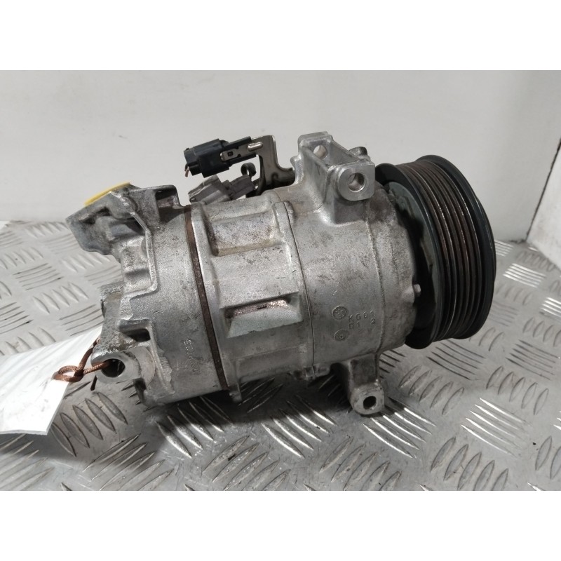 Recambio de compresor aire acondicionado para nissan qashqai ii (j11, j11_) 1.2 dig-t referencia OEM IAM 926004EB0A  