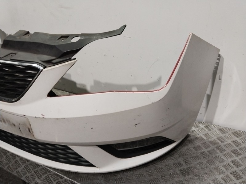 Recambio de paragolpes delantero para seat ibiza iv (6j5, 6p1) 1.4 tdi referencia OEM IAM 6P0807217HB  