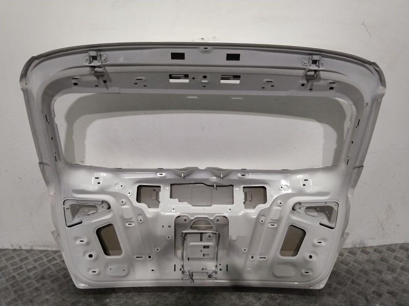 Recambio de porton trasero para seat ateca (kh7, khp) 1.4 tsi referencia OEM IAM 575827105 575827023B 