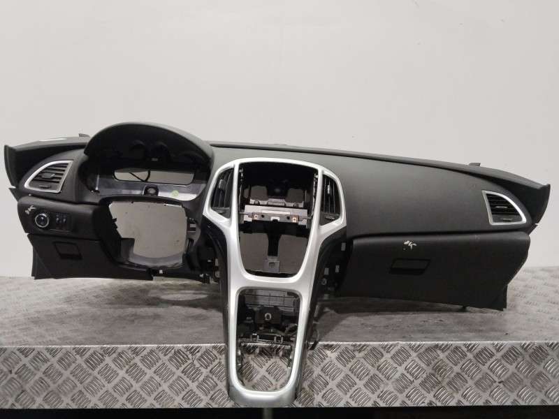 Recambio de salpicadero para opel astra j (p10) 1.7 cdti (68) referencia OEM IAM   