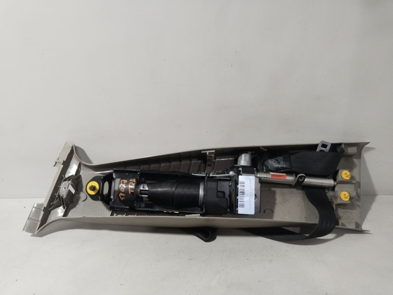 Recambio de cinturon seguridad delantero derecho para volvo v50 (545) d5 referencia OEM IAM 30661789  