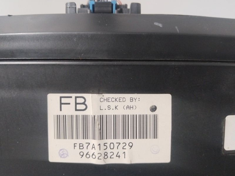 Recambio de cuadro instrumentos para chevrolet captiva (c100, c140) 2.0 d 4wd referencia OEM IAM 96628241  