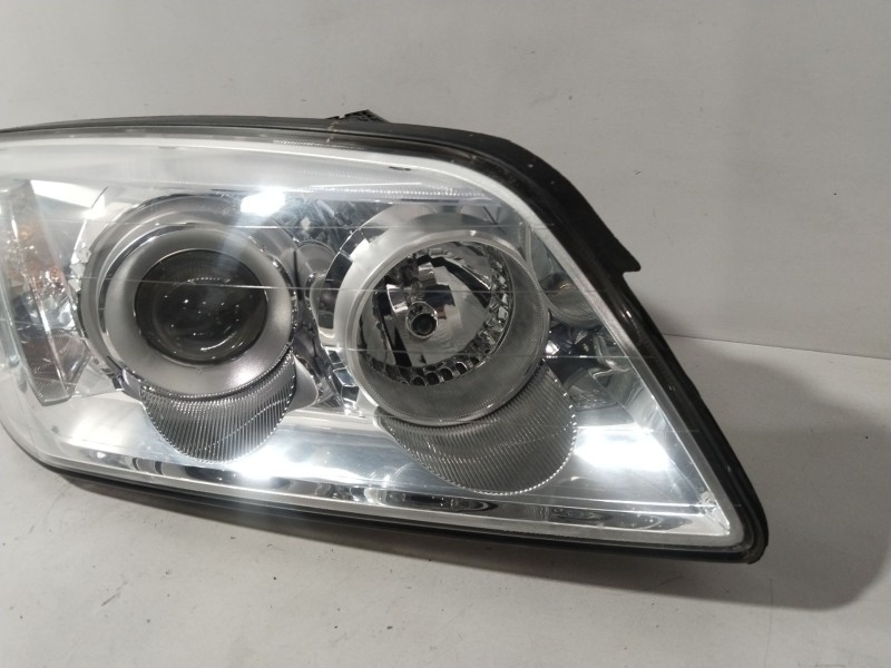 Recambio de faro derecho para chevrolet captiva (c100, c140) 2.0 d 4wd referencia OEM IAM 96626973  