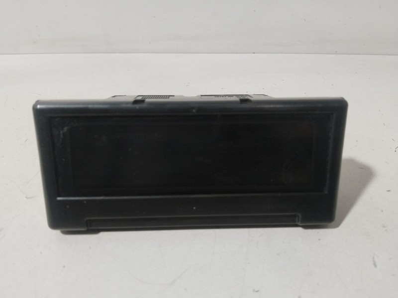 Recambio de pantalla multifuncion para volvo v50 (545) d5 referencia OEM IAM 30737809  