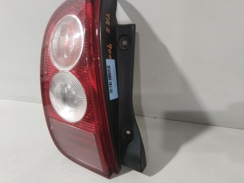 Recambio de piloto trasero izquierdo para nissan micra iii (k12) 1.2 16v referencia OEM IAM B6555AX720  