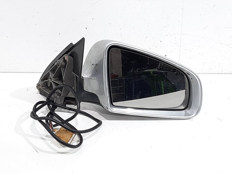 Recambio de retrovisor derecho para audi a4 berlina (8e) 2.5 tdi (120kw) referencia OEM IAM 010681  