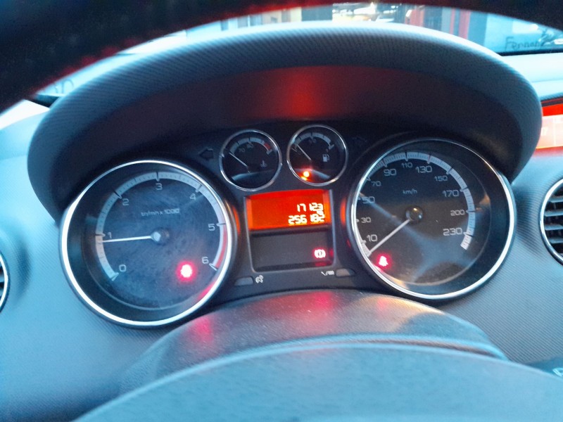 Recambio de motor completo para peugeot 308 i (4a_, 4c_) 1.6 hdi referencia OEM IAM 0135QE  