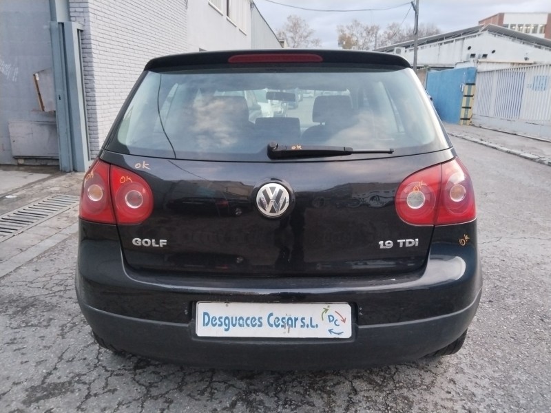 volkswagen golf v (1k1) del año 2004