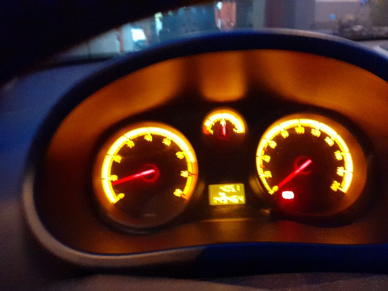 opel corsa d (s07) del año 2009