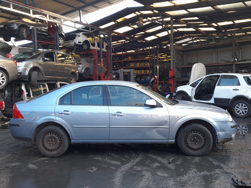 ford mondeo iii sedán (b4y) del año 2004