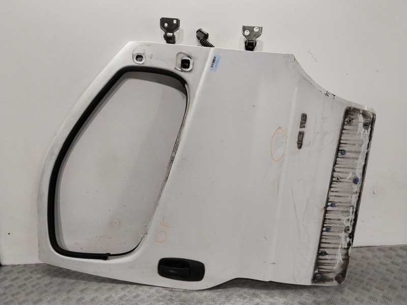 Recambio de puerta delantera derecha para nissan primastar furgoneta (x83) 2.0 dci 115 referencia OEM IAM 8010000Q0E  