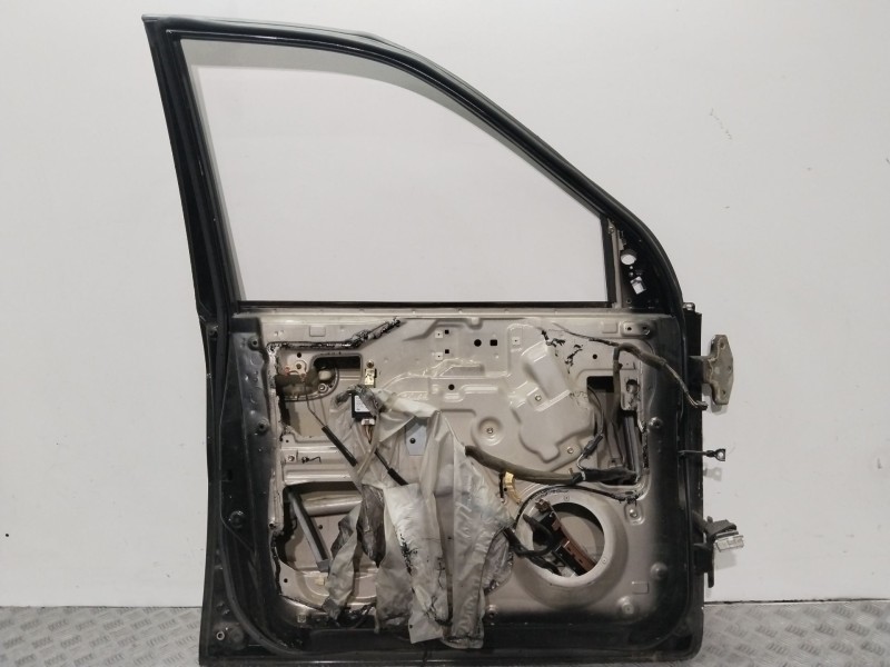 Recambio de puerta delantera izquierda para kia carnival ii 2.9 crdi lx referencia OEM IAM 0K54A59020A NEGRO 