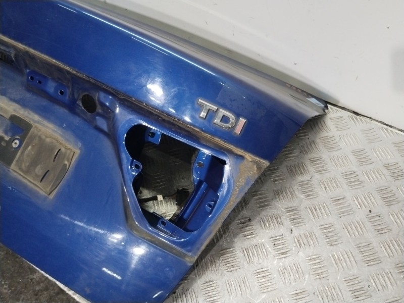 Recambio de porton trasero para seat toledo ii (1m2) 1.9 tdi referencia OEM IAM 1M5827025D  