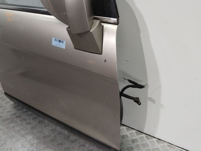 Recambio de puerta delantera derecha para chevrolet captiva (c100, c140) 2.0 d 4wd referencia OEM IAM 42352070  