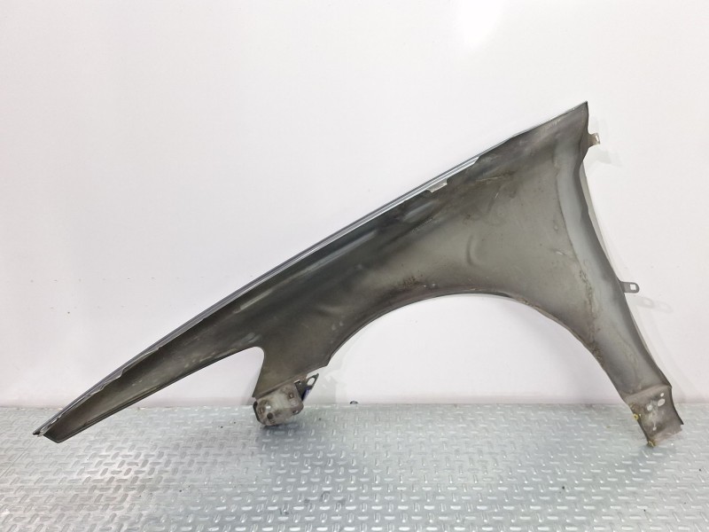 Recambio de aleta delantera izquierda para volvo v50 (545) d5 referencia OEM IAM 31297540  