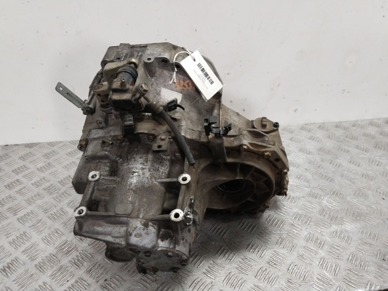 Recambio de caja cambios para nissan almera ii hatchback (n16) 1.5 referencia OEM IAM 321004M402  