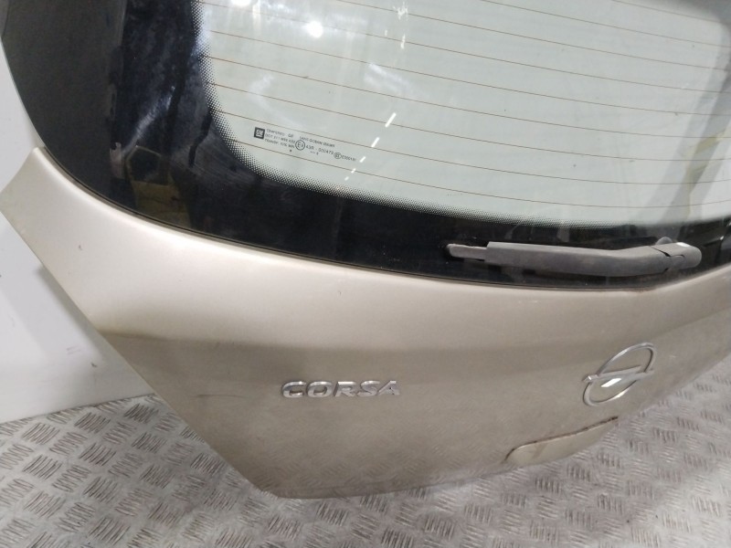 Recambio de porton trasero para opel corsa d catch me referencia OEM IAM 128538  