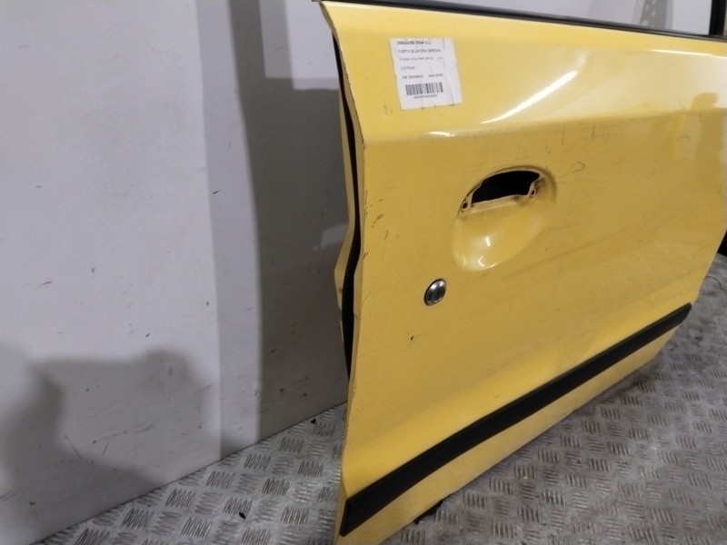 Recambio de puerta delantera derecha para hyundai atos prime (mx) gl referencia OEM IAM 7600406020 AMARILLA OFERTA
