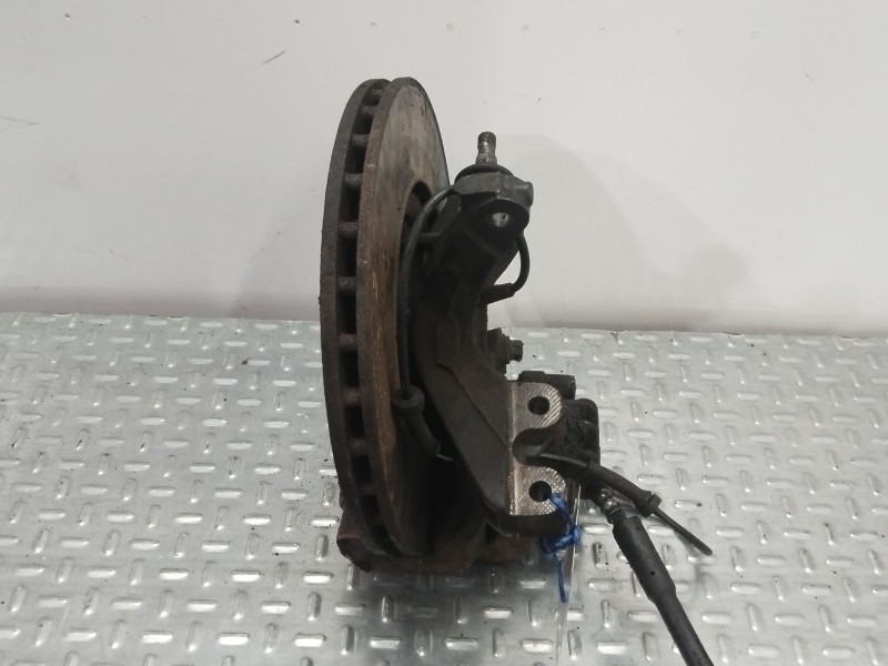 Recambio de mangueta delantera derecha para peugeot 5008 (0u_, 0e_) 2.0 hdi referencia OEM IAM 1606631080  