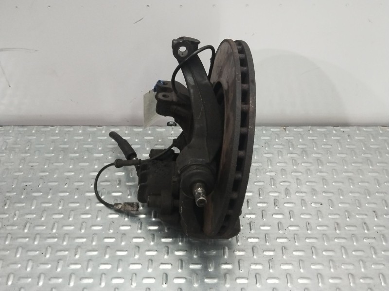 Recambio de mangueta delantera derecha para peugeot 5008 (0u_, 0e_) 2.0 hdi referencia OEM IAM 1606631080  