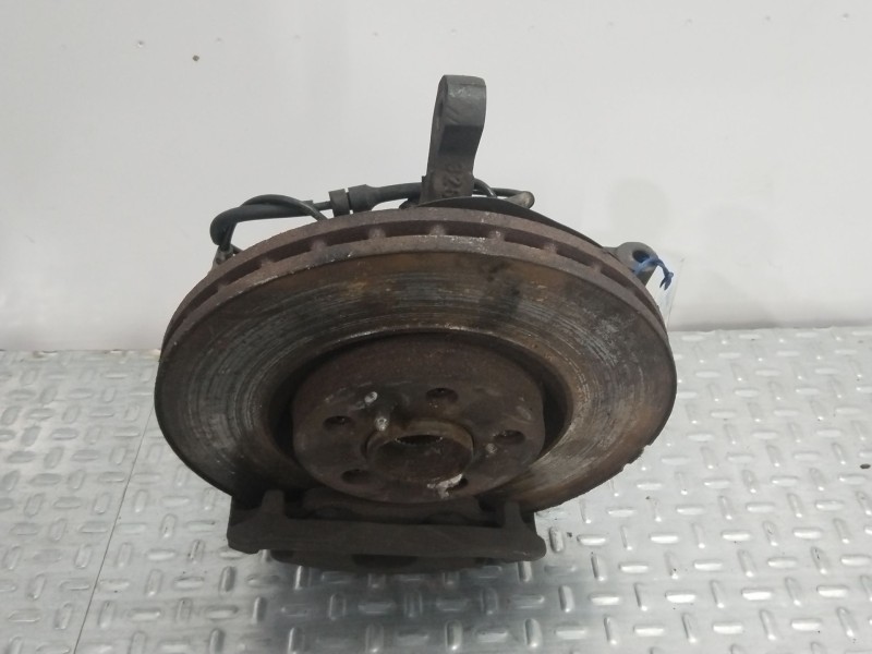Recambio de mangueta delantera derecha para peugeot 807 (eb_) 2.2 hdi referencia OEM IAM 364767  