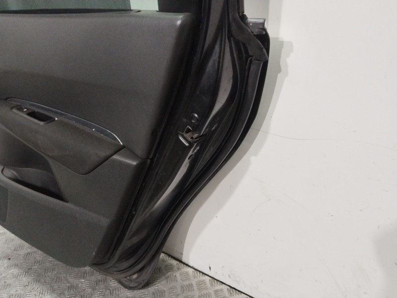 Recambio de puerta trasera derecha para peugeot 5008 (0u_, 0e_) 2.0 hdi referencia OEM IAM 9008X9  