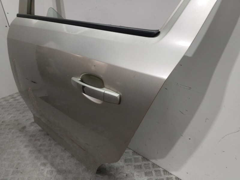 Recambio de puerta trasera izquierda para opel corsa d catch me referencia OEM IAM 124355  