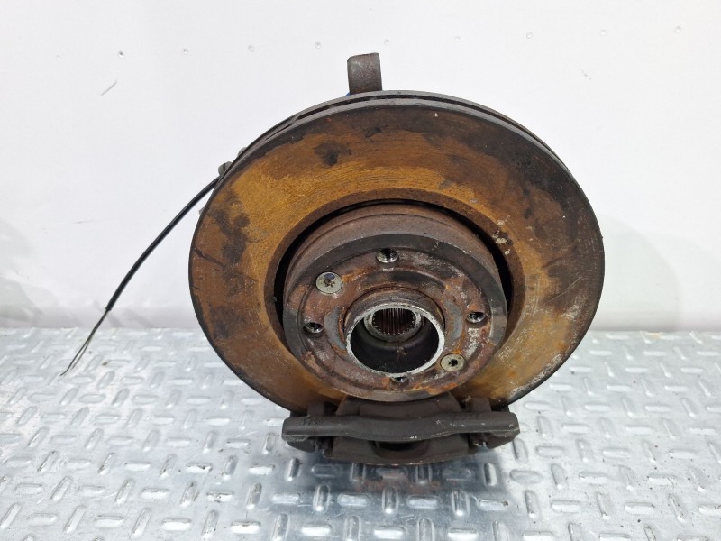 Recambio de mangueta delantera izquierda para nissan micra iii (k12) 1.5 dci referencia OEM IAM 40015AX600  
