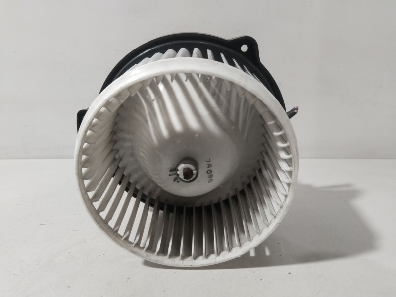 Recambio de motor calefaccion para chevrolet captiva (c100, c140) 2.0 d 4wd referencia OEM IAM C100LHD  