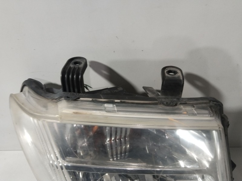 Recambio de faro derecho para nissan pathfinder iii (r51) 2.5 dci 4wd referencia OEM IAM 26010EB30A  