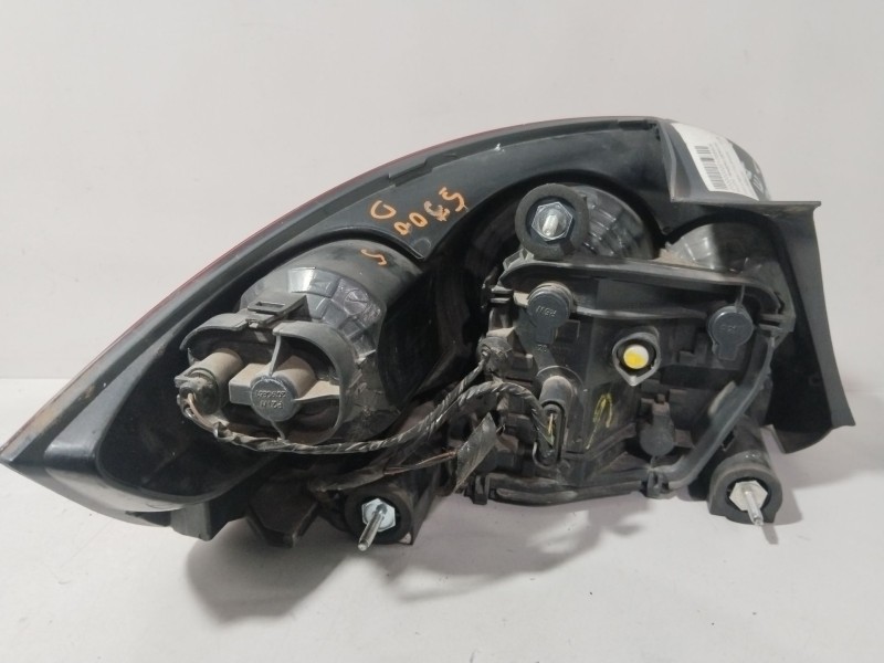 Recambio de piloto trasero derecho para fiat linea (323_, 110_) 1.6 d multijet referencia OEM IAM 51869227  