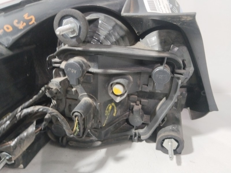 Recambio de piloto trasero derecho para fiat linea (323_, 110_) 1.6 d multijet referencia OEM IAM 51869227  