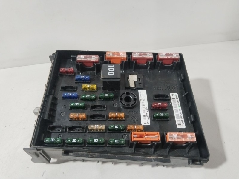 Recambio de caja reles / fusibles para seat alhambra (710, 711) 2.0 tdi referencia OEM IAM 3C0937125A  