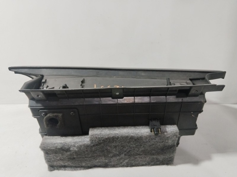Recambio de guantera para chevrolet captiva (c100, c140) 2.0 d 4wd referencia OEM IAM 96630050  