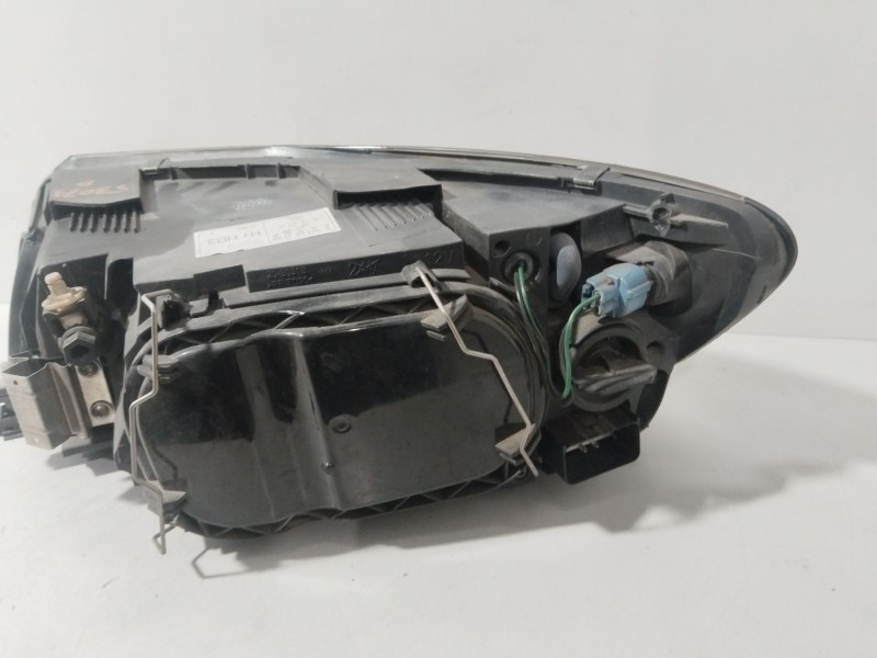 Recambio de faro derecho para volvo v50 (545) d5 referencia OEM IAM 31335222  